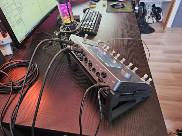 Soporte De Mesa Compatible Dsp Quad Cortex Pla - Imagen 3