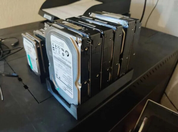 Dock Soporte Para Discos Duros 3.5 Organizador 6 Unid 3d Pla - Imagen 2